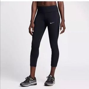 New with tags Nike Epic Lux 842921 010 Black M